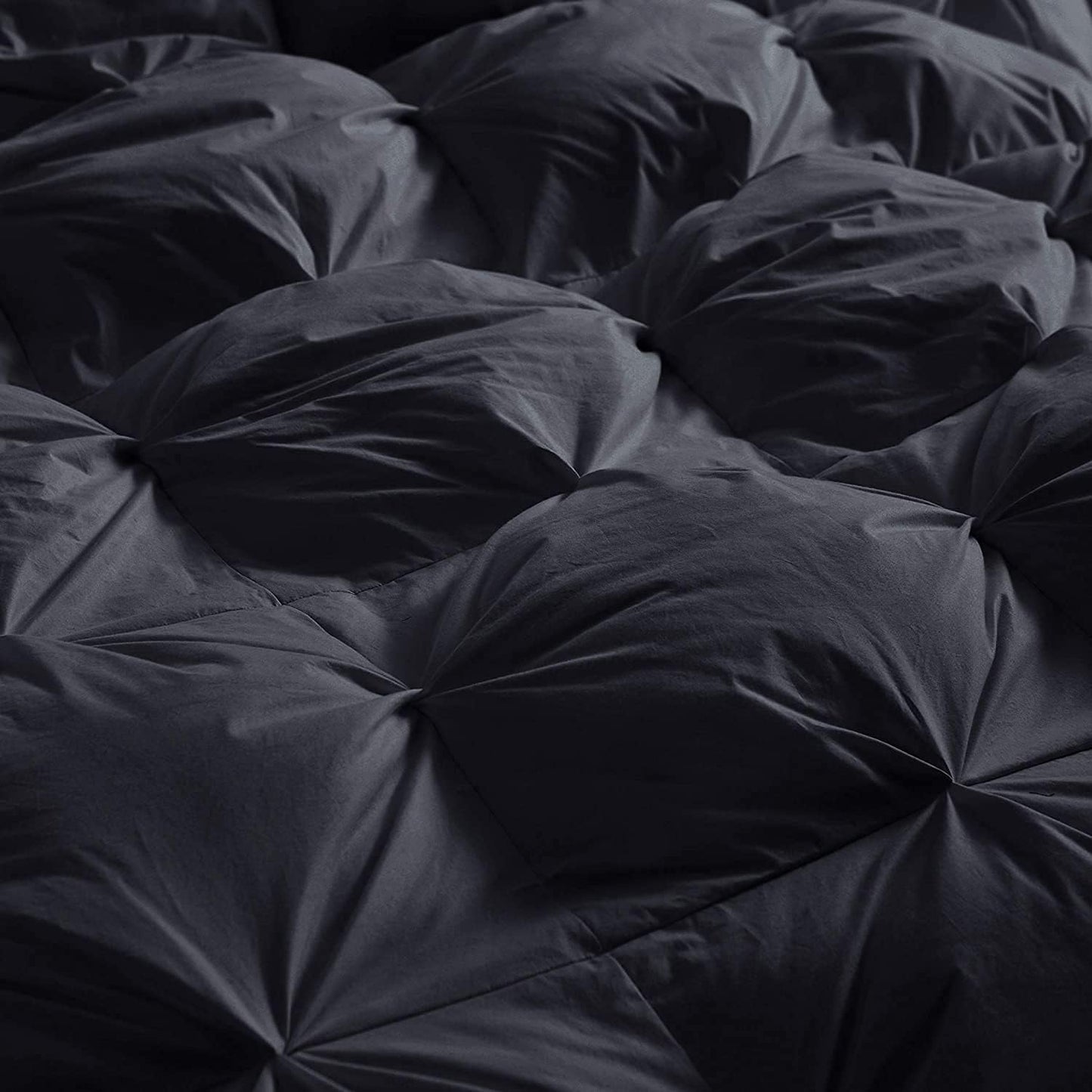 Luxurious All-Season Goose Down Feather Fiber Comforter California King Size Duvet Insert, Exquisite Pinch Pleat Design, Premium Baffle Box, 100% Egyptian Cotton Cover, 80 oz. Fill Weight, Black