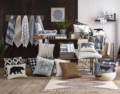 Eddie Bauer - Blanket, Super Soft Reversible Sherpa & Brushed Fleece Bedding, Throw Blankets for Couch, Ideal for Lounging (Pine Tartan)