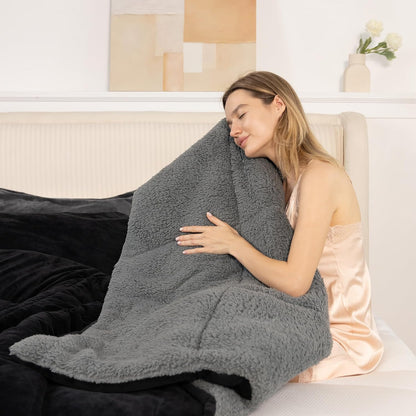 Fluffy Sherpa Queen Comforter Set 3 Pieces, Thick Reversible Down Alternative Fleece Comforter & 2 Pillow Shams,Super Soft Micromink Winter Warm Plush Bedding Comforter Sets (Black,Queen)