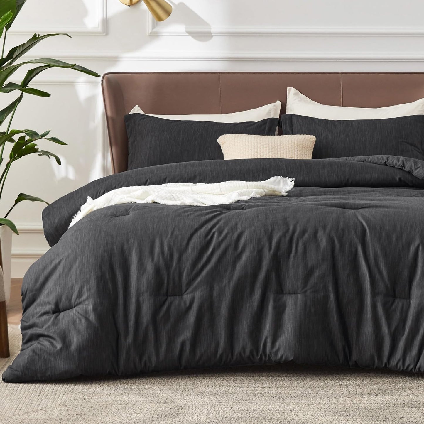 Bedsure Queen Comforter Set - Cooling and Warm Bed Set, Charcoal Black Reversible Bedding for All Season, 3 Pieces, 1 Queen Size Comforter (88"x88") and 2 Pillow Cases(20"x26")