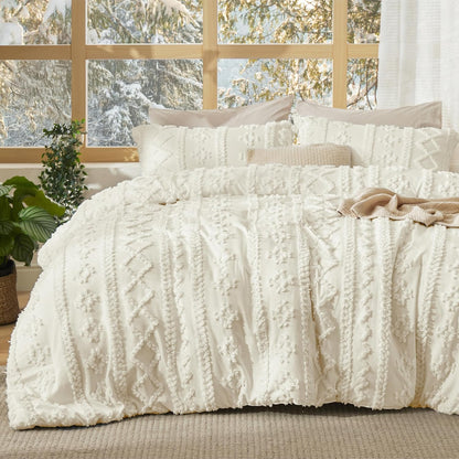 Bedsure Tufted Boho Comforter Set Queen Size - Beige Boho Bed Set, GentleSoft™ 3 Pieces Farmhouse Shabby Chic Embroidery Bedding, Gifts for Woman, Soft Jacquard Queen Comforter for All Seasons